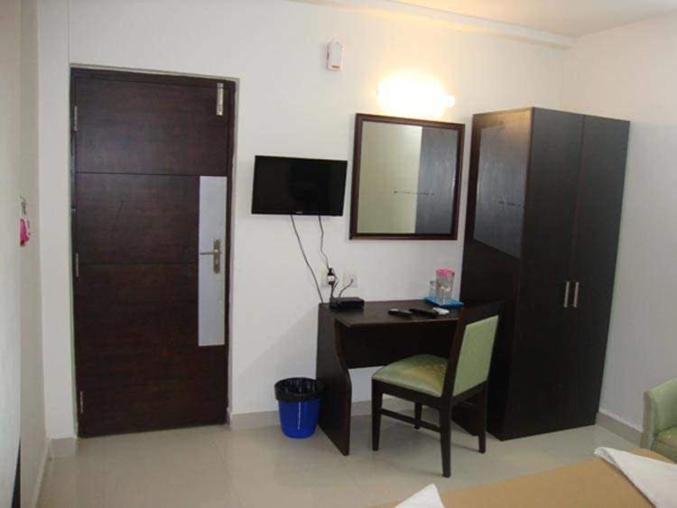 Seaqueen Residency